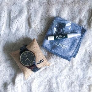 JORD Watches Accessories - JORD Wood Watch - Frankie Style - only worn once! JORD Watches Accessories - JORD Wood Watch - Frankie Style - only worn once!